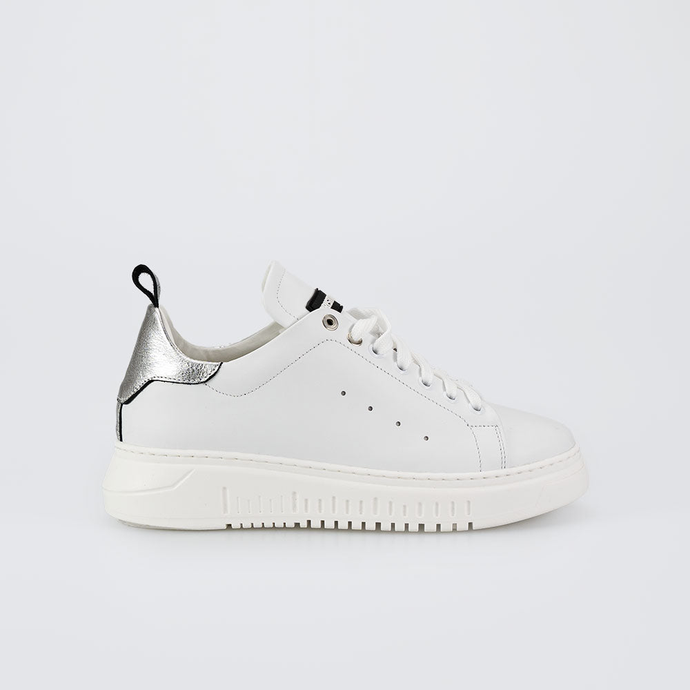 CRISTIANZEROTRE-CR03-SNEAKERS_PLAYA_ARGENTO1.jpg