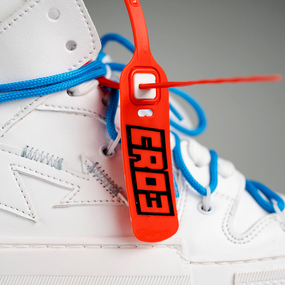 STRONG400-V.1-CRISTIANZEROTRE-CR03-SNEAKERS.1.jpg